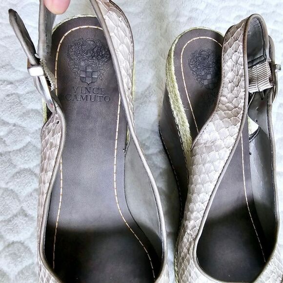 Vince Camuto Estera snakeskin wedges heels 9.5 39.5 - Picture 4 of 10